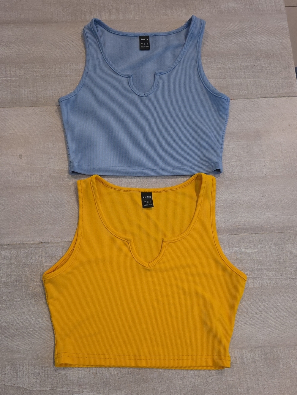 SHEIN Ribbed Notch Crop Tank Bundle